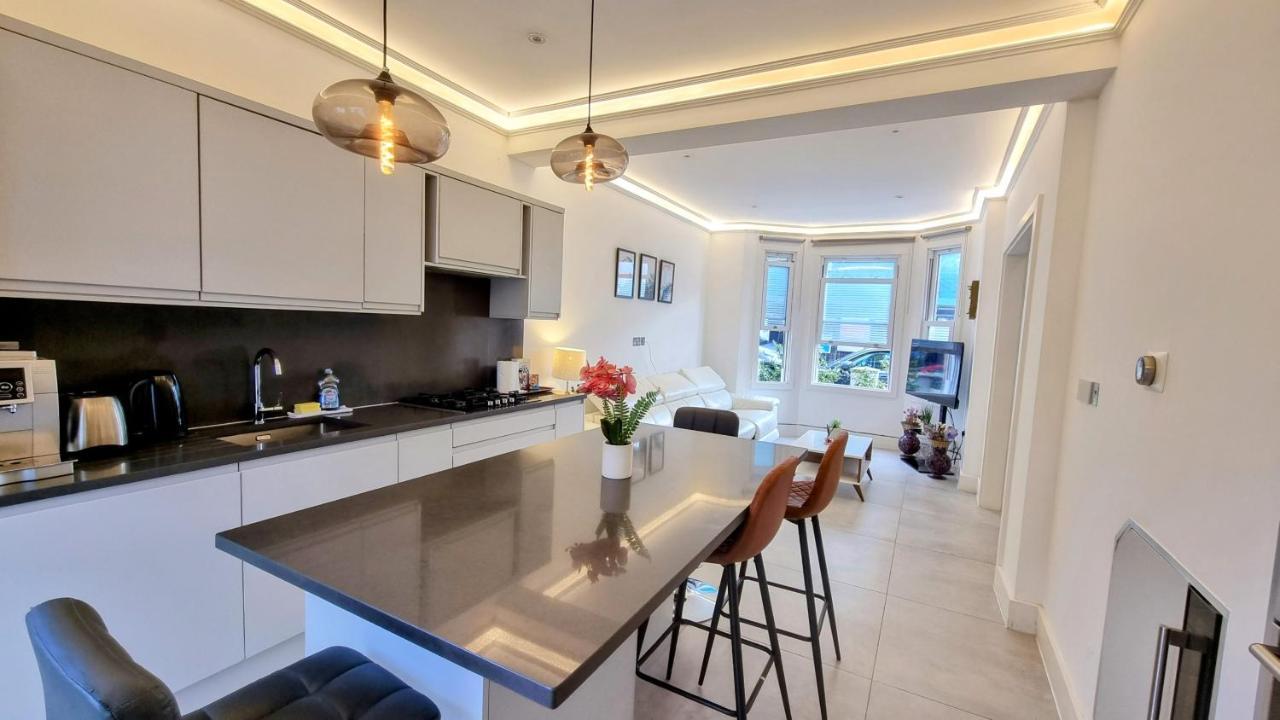 Surbiton Luxury Garden House 19 Villa Luaran gambar